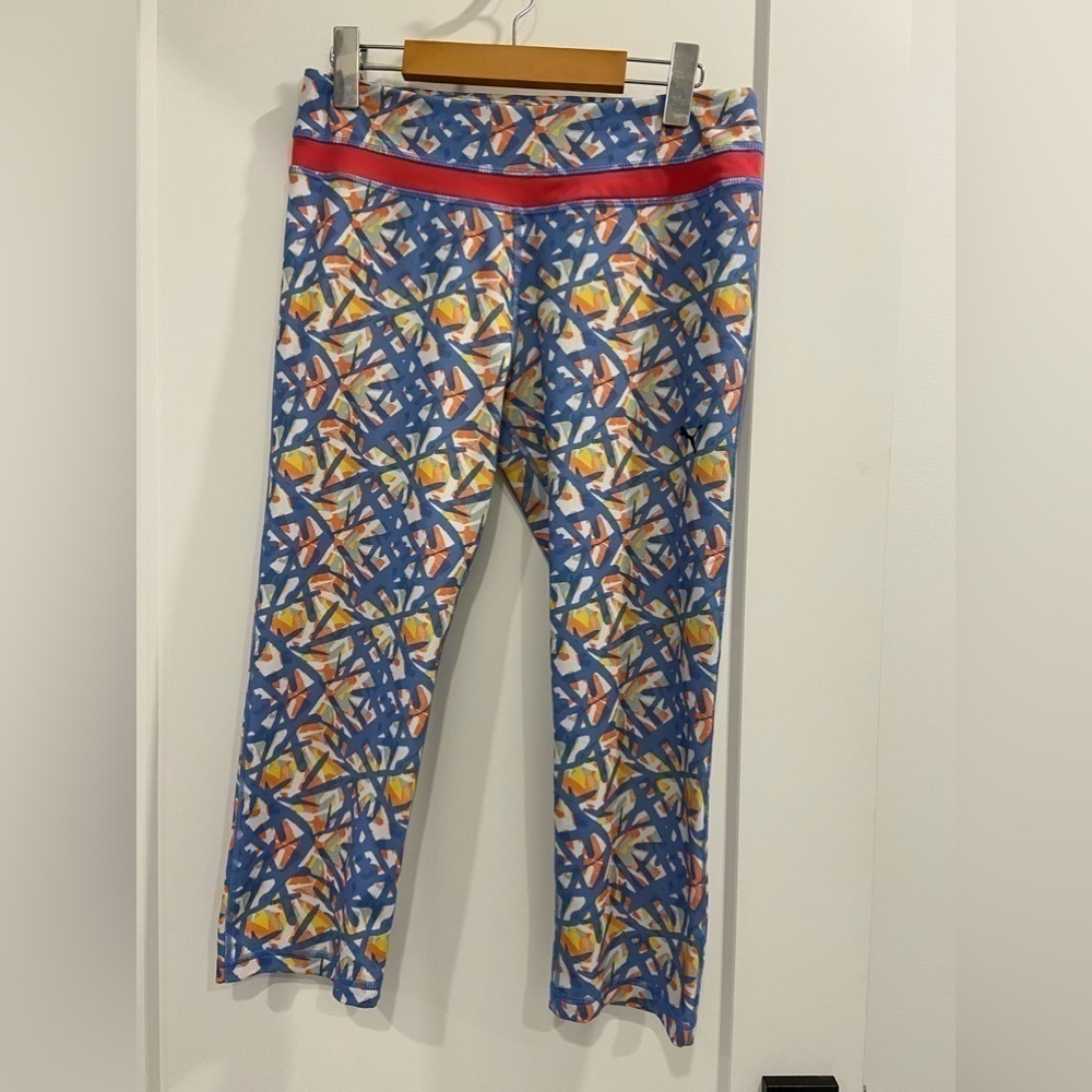 Puma WorkOut Leggings  SizeM